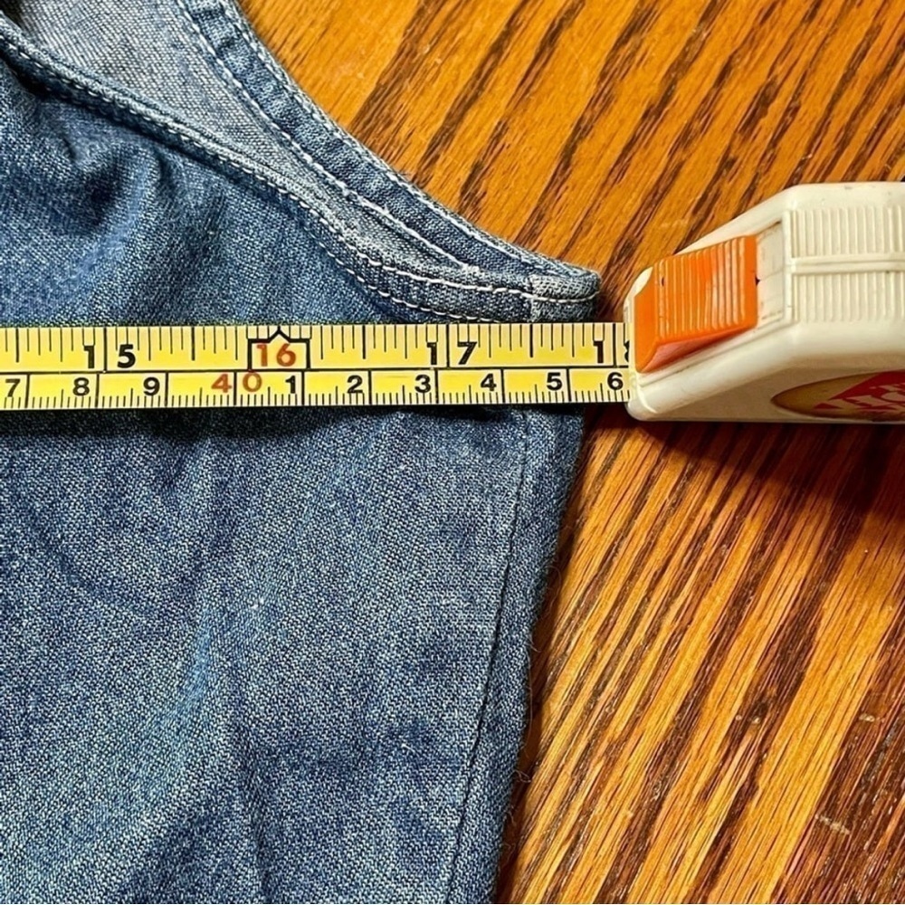 Vintage 1990s David Bitton Blue Denim Sleeveless Button Up Top - Picture 9 of 12